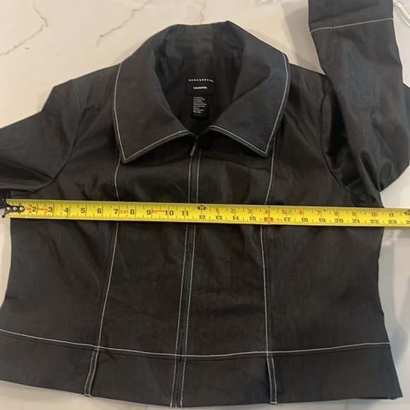 DONCASTER jacket - Picture 8 of 10